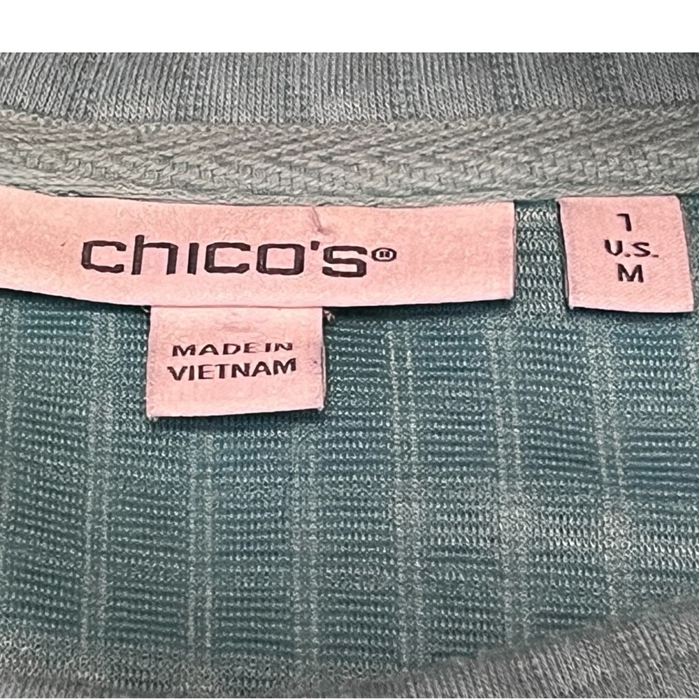Chico’s Women's Zenergy® Jacquard Bubble-Sleeve Top Size 1 - Picture 4 of 10